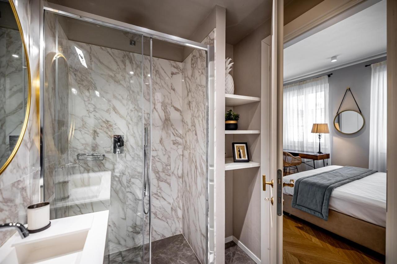Hs4u Ricasoli Luxury Near Duomo N.2 Appartement *
