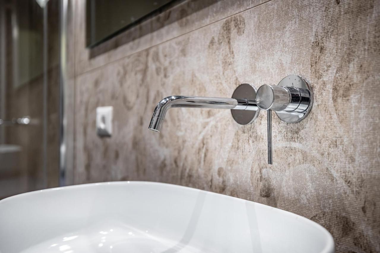 Hs4u Ricasoli Luxury Near Duomo N.2 Appartement *